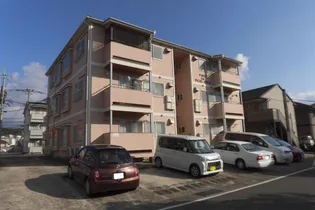 ファーストイン  パレスハウス【2階】の外観