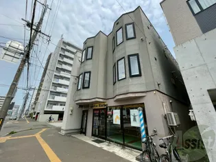 アルファルーセント【2階】の外観