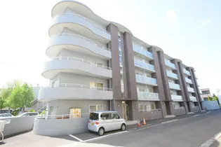 カントリーアヴェニュー【1階】の外観