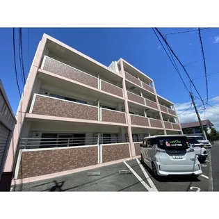 Y’sスクエア【3階】の外観