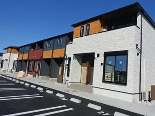 ベイサイドアクアC【2階】の外観