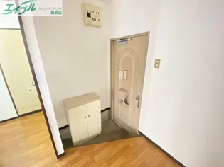 PAO【1階】の玄関