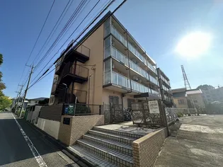 東京都八王子市南大沢2【マンション】の外観