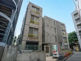 東京都新宿区西新宿4【マンション】の外観