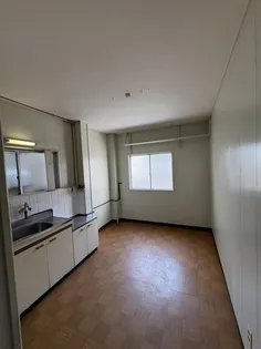 トチタテビルの画像