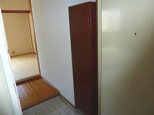 米原第二ビル【3階】の居間