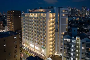 東京都中野区本町4【マンション】の外観