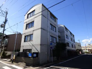 エイコンズハウス【3階】の外観