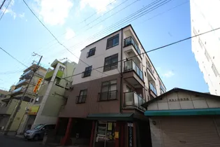 プチシャトー あけぼの【2階】の外観