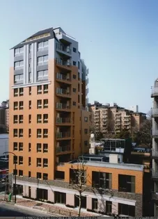 レジデンス広尾【8階】の外観