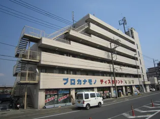 ウイリアムヒルズ本厚木の画像