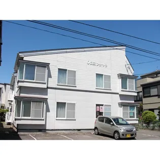 OCTETアオヤマ【2階】の外観