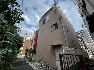 岡田様方貸室【1階】の外観