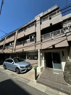 吉見ビルの画像