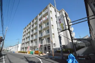 アートプラザ枚方【3階】の外観