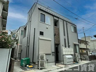 ファーストメゾン【1階】の外観