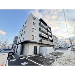 グランエリーナ南郷【3階】の外観