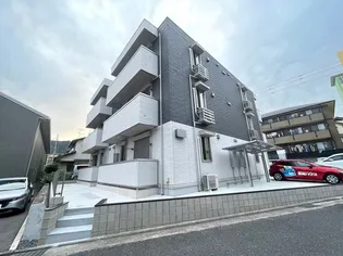 One wide 山本【3階】の外観