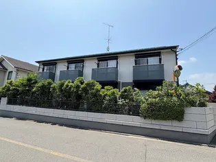 神奈川県平塚市真田1【アパート】の外観