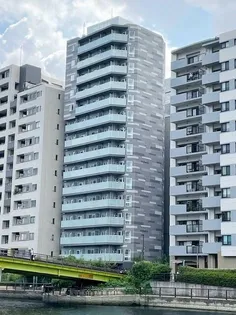 東京都港区港南2【マンション】の外観