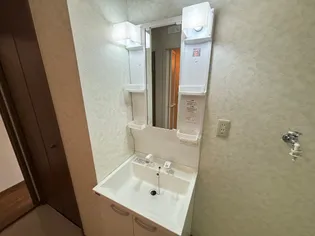 ハイムグランシャリオ内山 B棟【2階】の内装