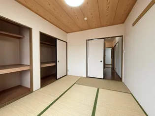 ハイムグランシャリオ内山 B棟【2階】の内装