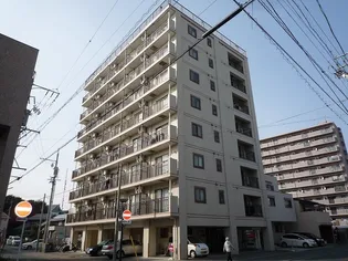 アベニュー山下【2階】の外観