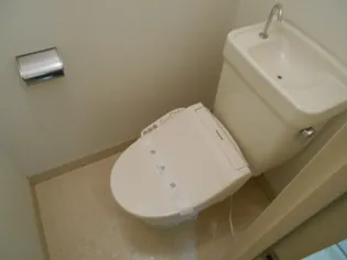 おの万第六ビル【4階】の内装