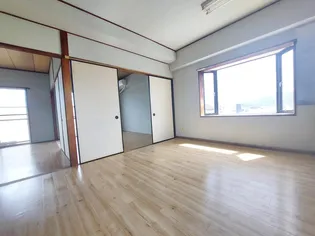 永田ハイツ【4階】の居間