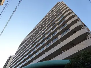 ライオンズタワー片瀬江ノ島【1階】の外観