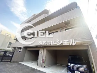 東京都中野区本町3【マンション】の外観