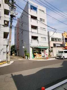 八百一ビルの画像