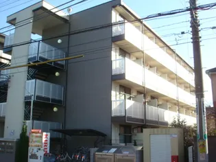レオパレスラピス【1階】の外観