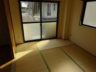 エビヤマンション【1階】の居間