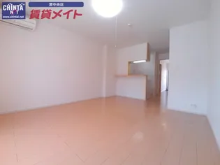 T・H NOVA【1階】の居間