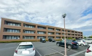 ベルヴィラージュ【3階】の外観