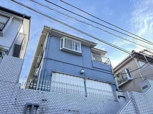 ヒルクレスト【2階】の外観