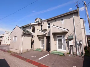 新潟県新発田市本町3【アパート】の外観