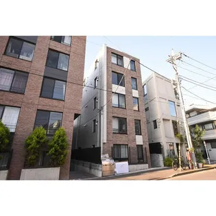 東京都中野区南台2【マンション】の外観