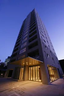 東京都港区赤坂6【マンション】の外観