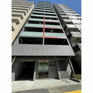 東京都品川区西五反田8【マンション】の外観