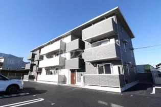 山梨県南アルプス市下宮地【アパート】の外観