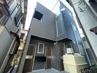 メイリリー鳩ヶ谷【2階】の外観