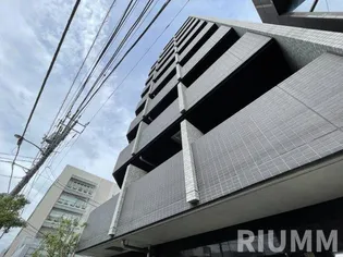 東京都世田谷区代田5【マンション】の外観