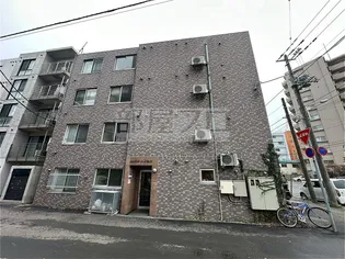 北海道札幌市中央区南十三条西6【マンション】の外観