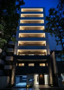 東京都世田谷区松原2【マンション】の外観