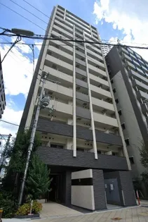 クリスタルグランツ梅田【3階】の外観