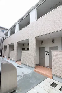 CROUD甲子園里中町の外観