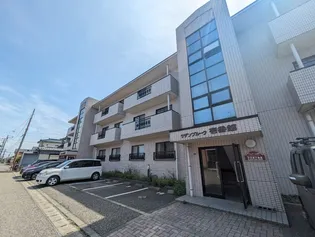 サザンブルーク壱番館【3階】の外観