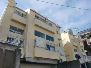 カリーナ西北の画像